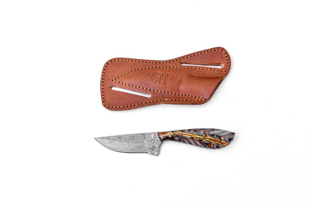 Pine Cone Handle Damascus Skinner Knife