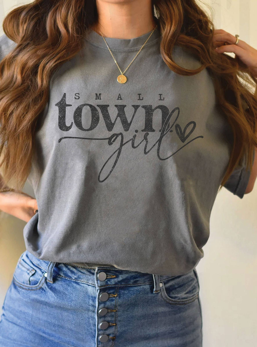 SMALL TOWN GIRL GRAPHIC TSHIRTS