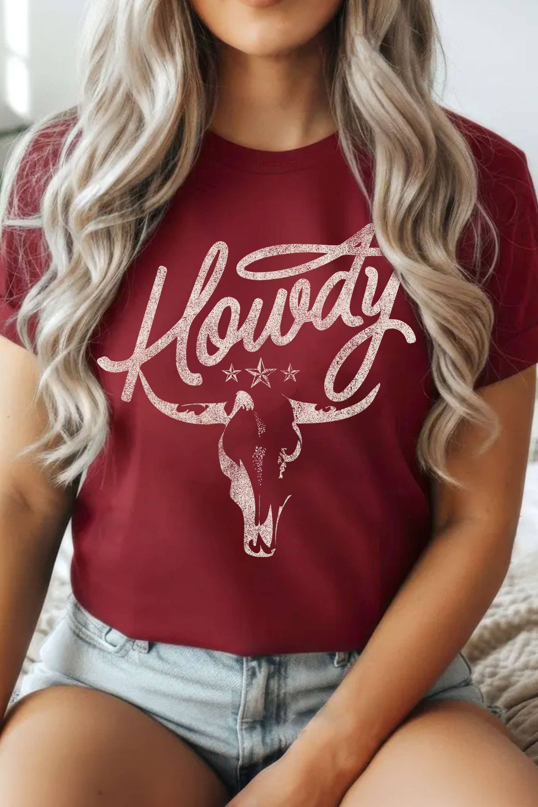 HOWDY COW SKULL GRAPHIC TSHIRTS